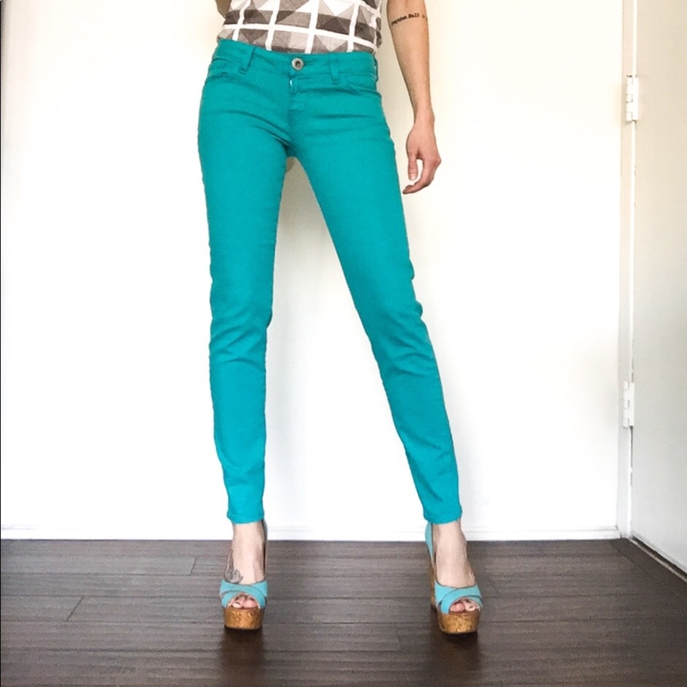 Guess Turquoise Skinny Leg Jeans Size 26